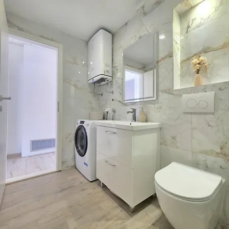 Sea View Penthouse Terrace And Balkon شقة *