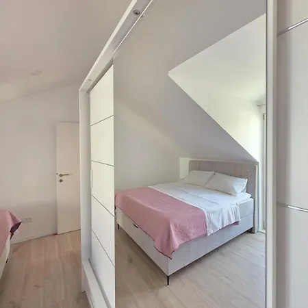 Sea View Penthouse Terrace And Balkon Appartement *