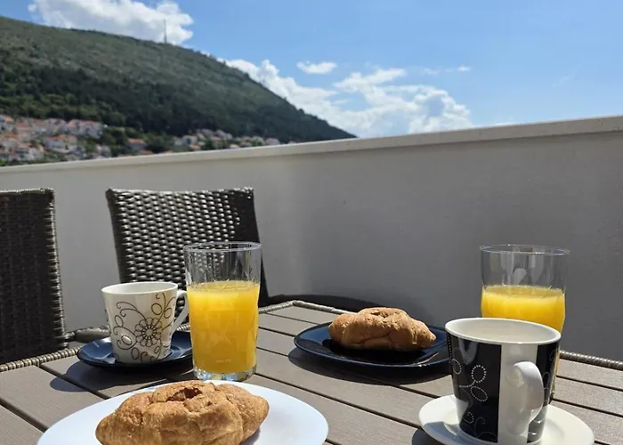 Apartman Iris - With Beautiful View Dubrovnik